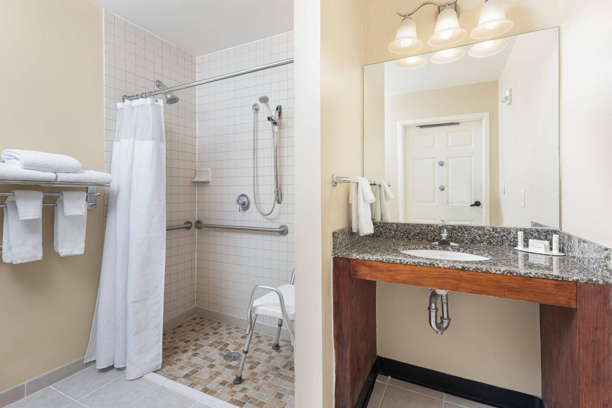 Towneplace Suites Suffolk Chesapeake Eksteriør billede