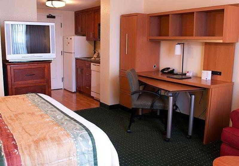 Towneplace Suites Suffolk Chesapeake Eksteriør billede